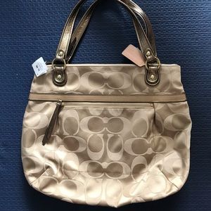 NEW Coach Beige Glam Large Bag Poppy